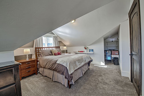 Master bedroom, 3rd floor