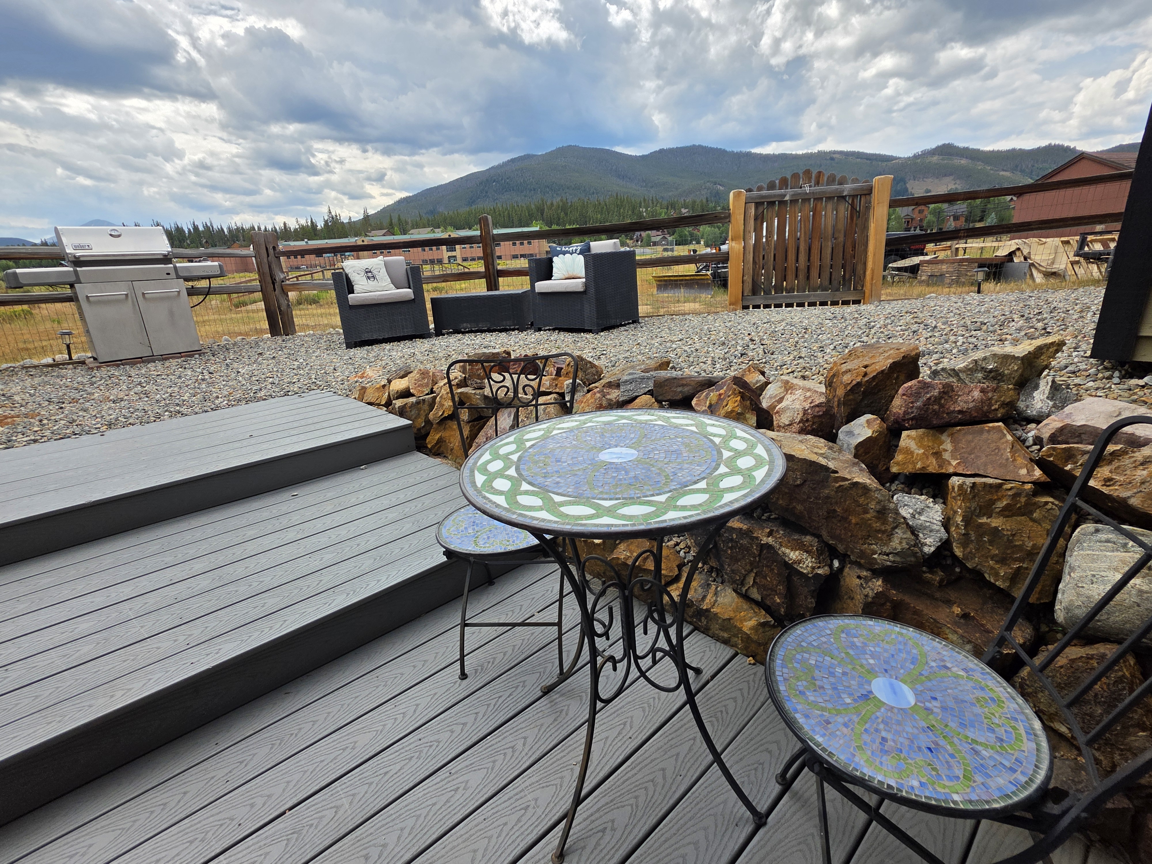 Gas fire pit area with mountain views